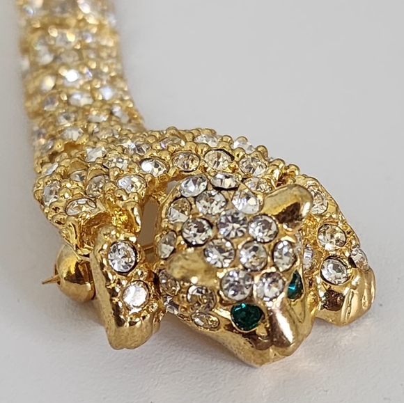 Vintage Long Gold Textured Articulated Cat Brooch Pin - Picture 7 of 10